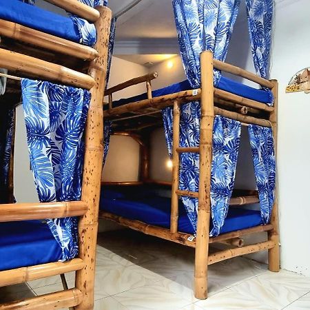 Blue House Backpackers Siquijor Pansiyon San Juan  Dış mekan fotoğraf