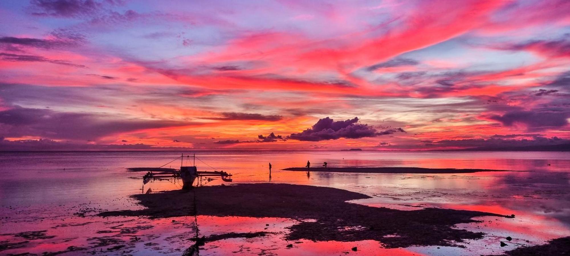 Blue House Backpackers Siquijor Pansiyon San Juan  Dış mekan fotoğraf